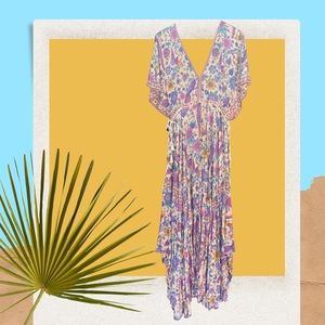 ✨ SALE ✨Spell & the Gypsy Collective Lovebird Half Moon Gown RARE